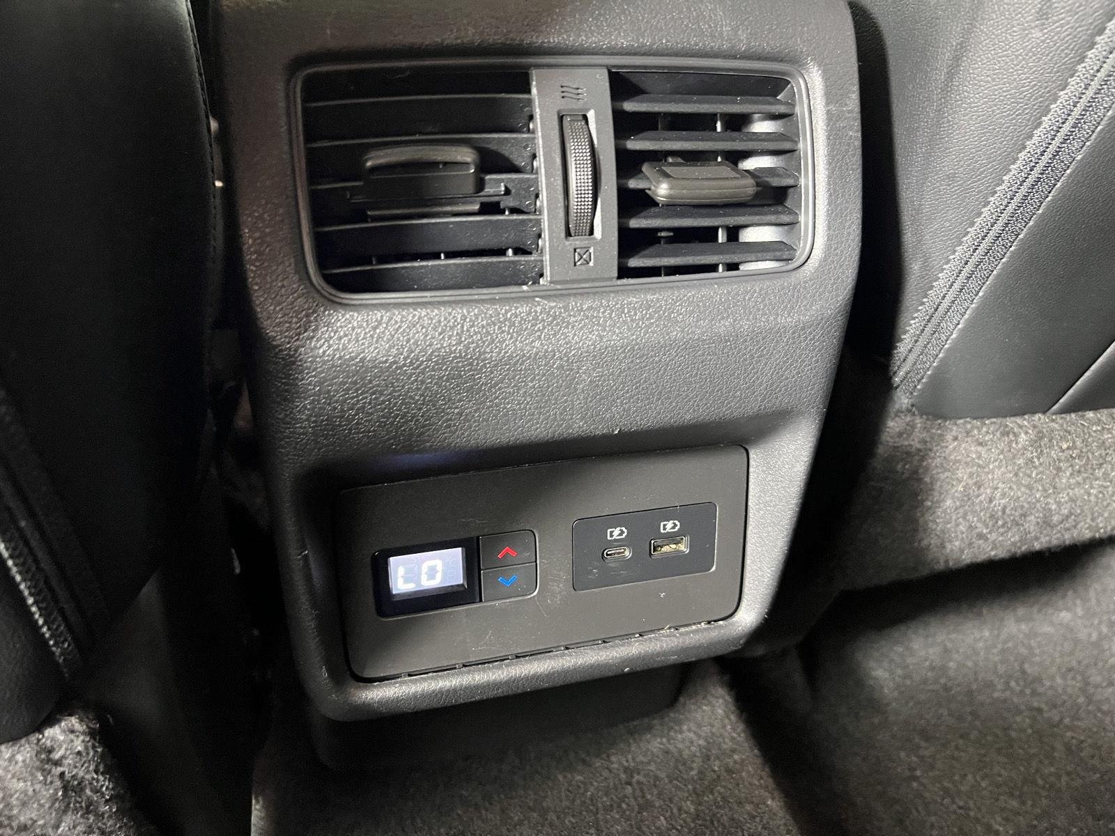Used 2022 Boulder Gray Pearl Nissan SL image 26