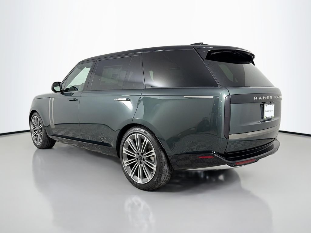 New 2026 Belgravia Green Land Rover SE LWB 7-Seats / V8 image 7