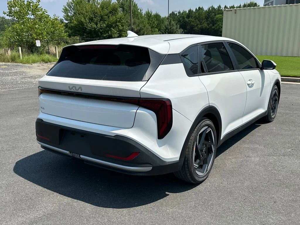 New 2026 White Kia EX image 7