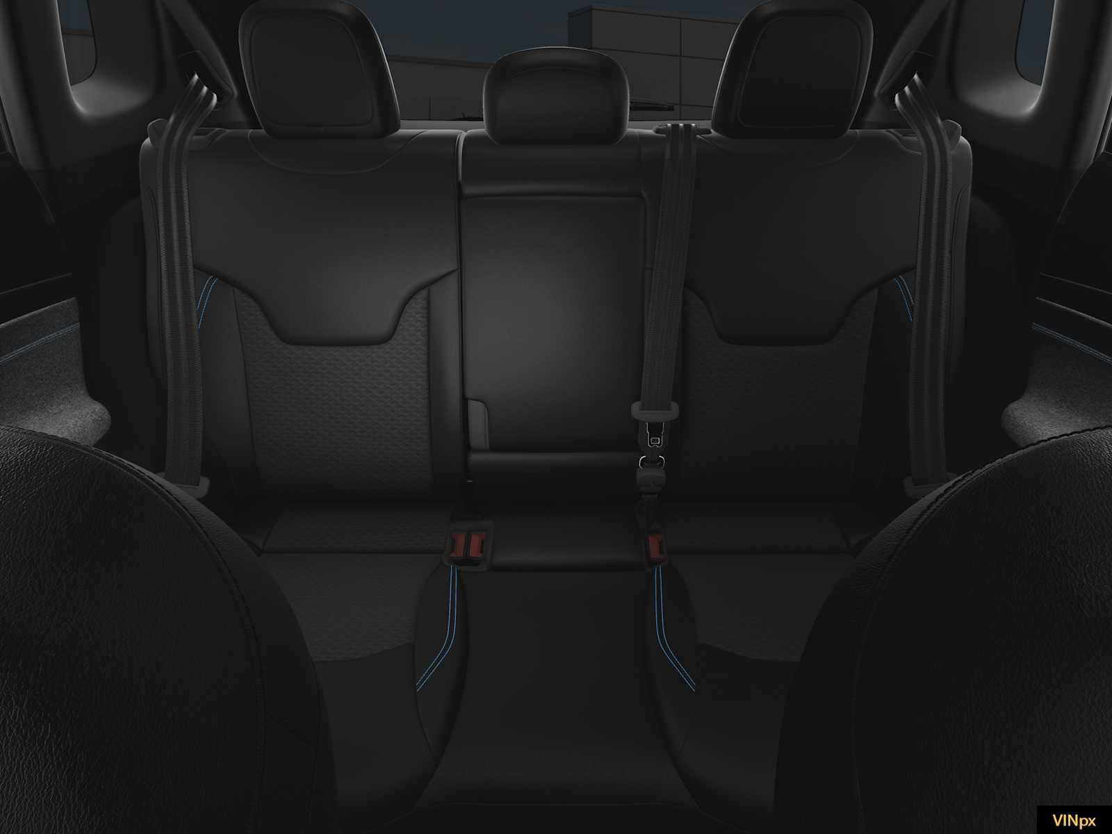 New 2026 Diamond Black Crystal Pearl-Coat Exterior Paint Jeep Latitude image 17
