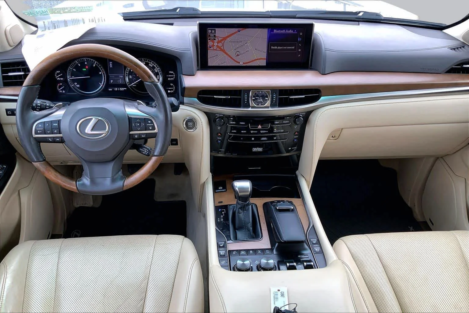 Used 2017 Atomic Silver Lexus  image 15
