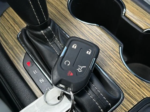 Used 2019 Blue GMC Denali image 55
