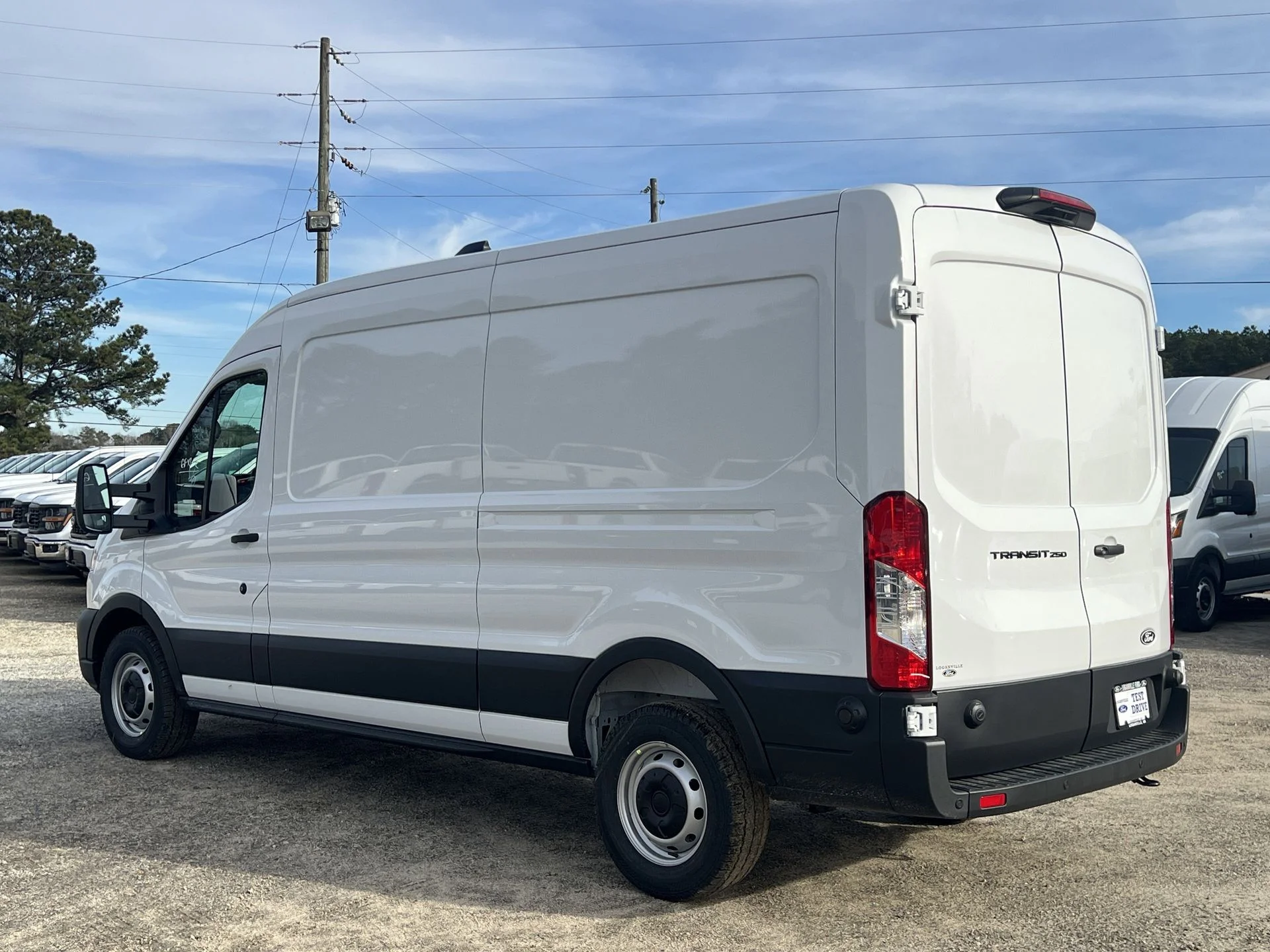 New 2026 Oxford White Ford Cargo Van image 21