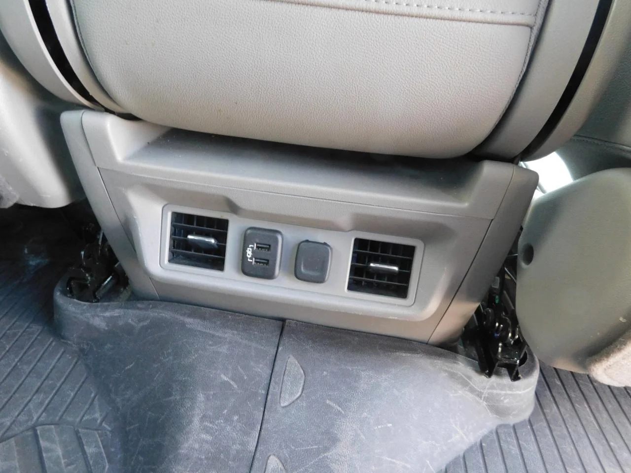 Used 2020 Silver Chevrolet 4WD CREW CAB 147 in LT image 19