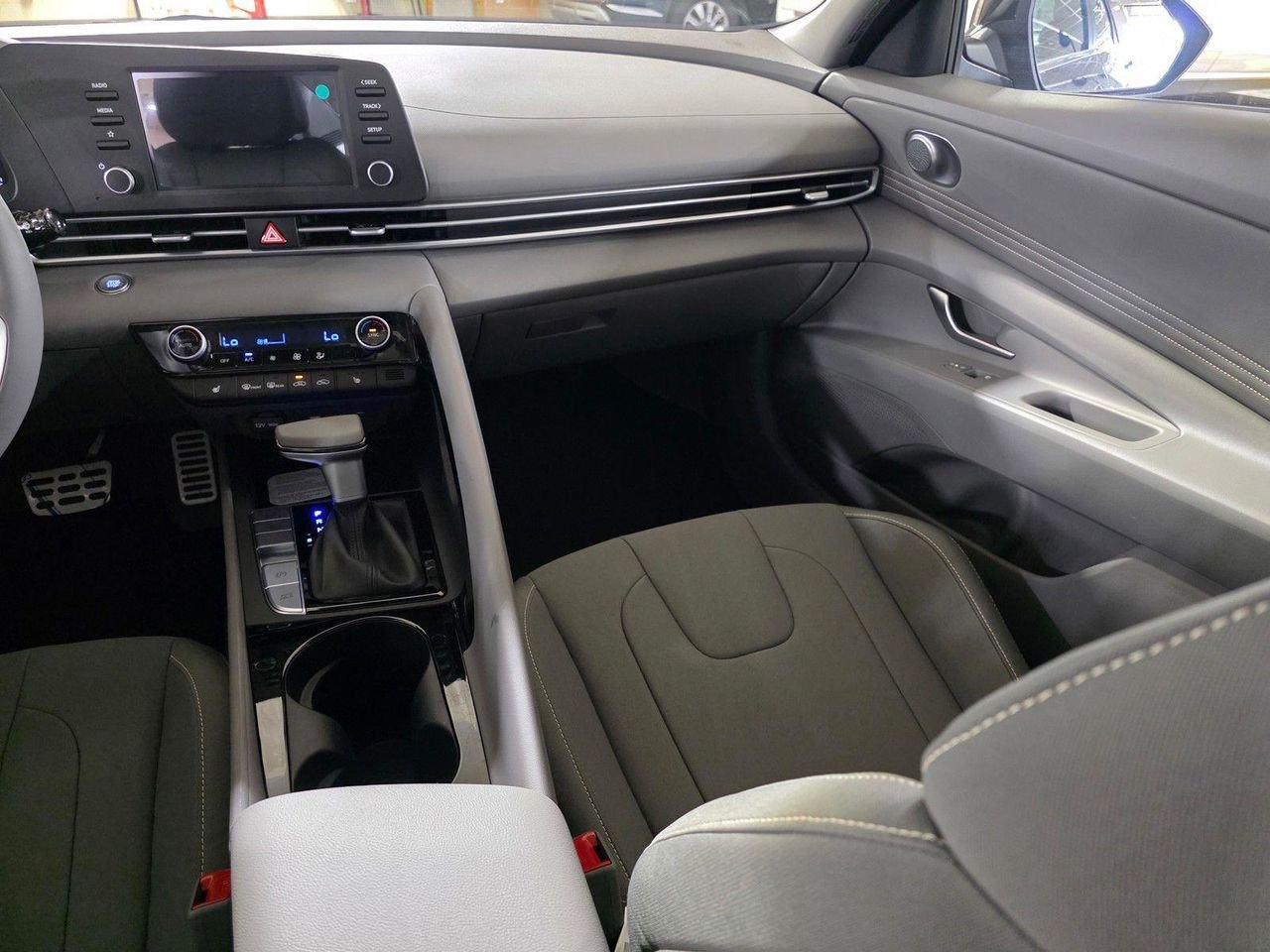 New 2026 Amazon Gray Hyundai SEL Sport image 17