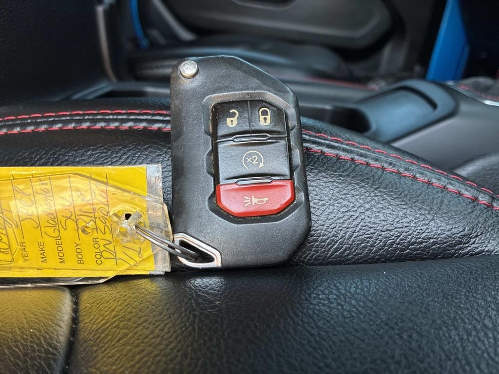Used 2021 Blue Jeep Rubicon image 9