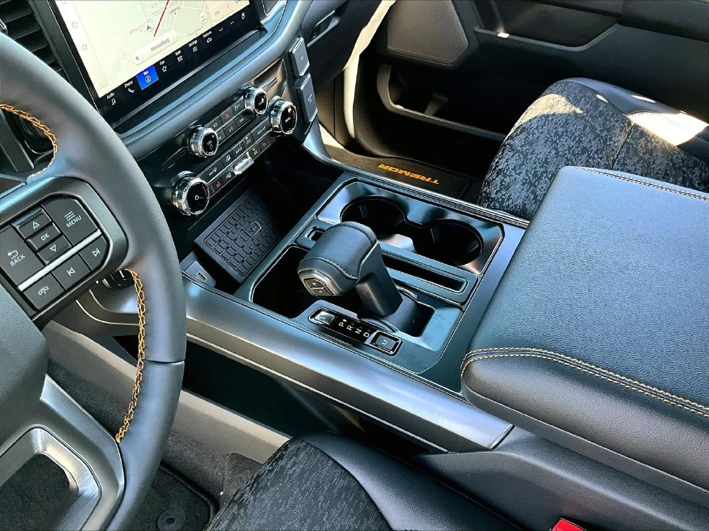 New 2026 Oxford White Ford Tremor® image 28