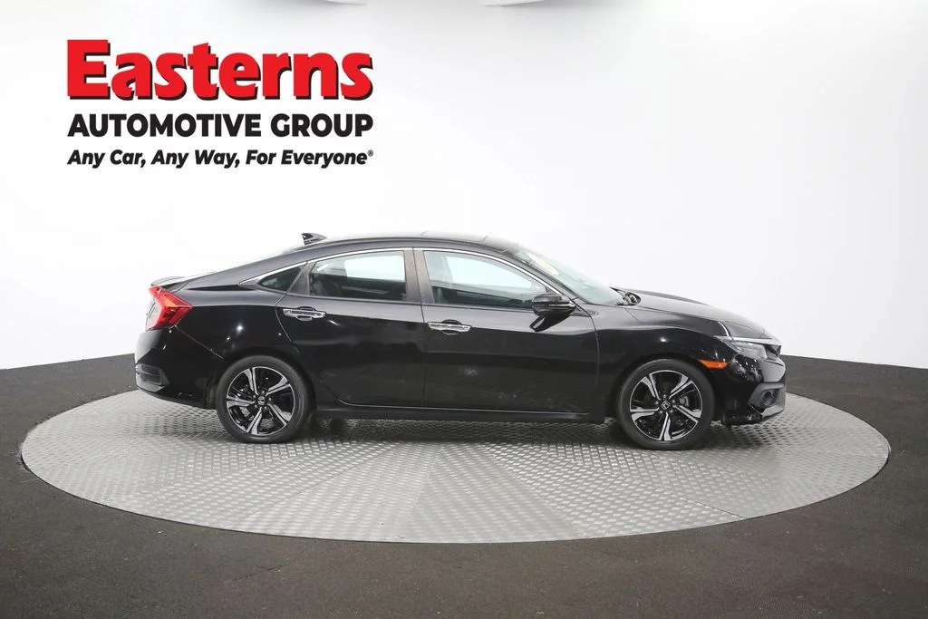Used 2017 Black Honda Touring image 40