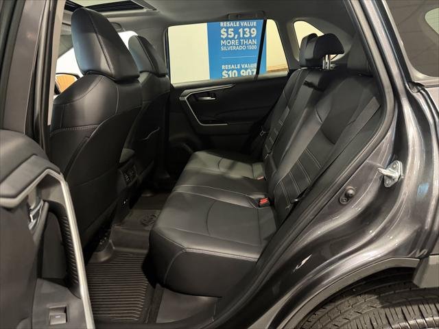 Certified Used 2024 MAGNETIC GRAY MET. Toyota  image 30