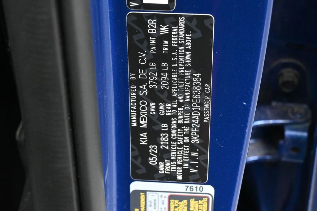 Used 2023 Deep Sea Blue Kia LXS image 14