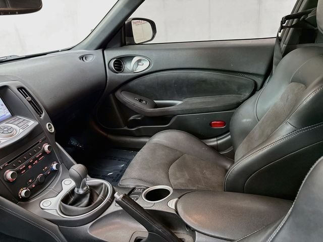 Used 2017 Gray Nissan Touring image 22