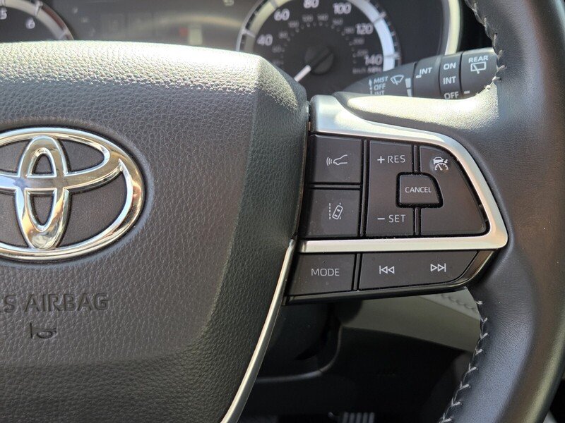 Used 2025 Silver Toyota XLE image 30
