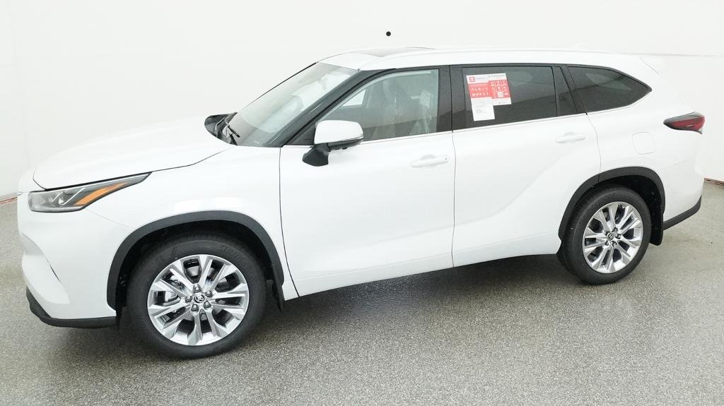 New 2026 Wind Chill Pearl Toyota Limited image 5