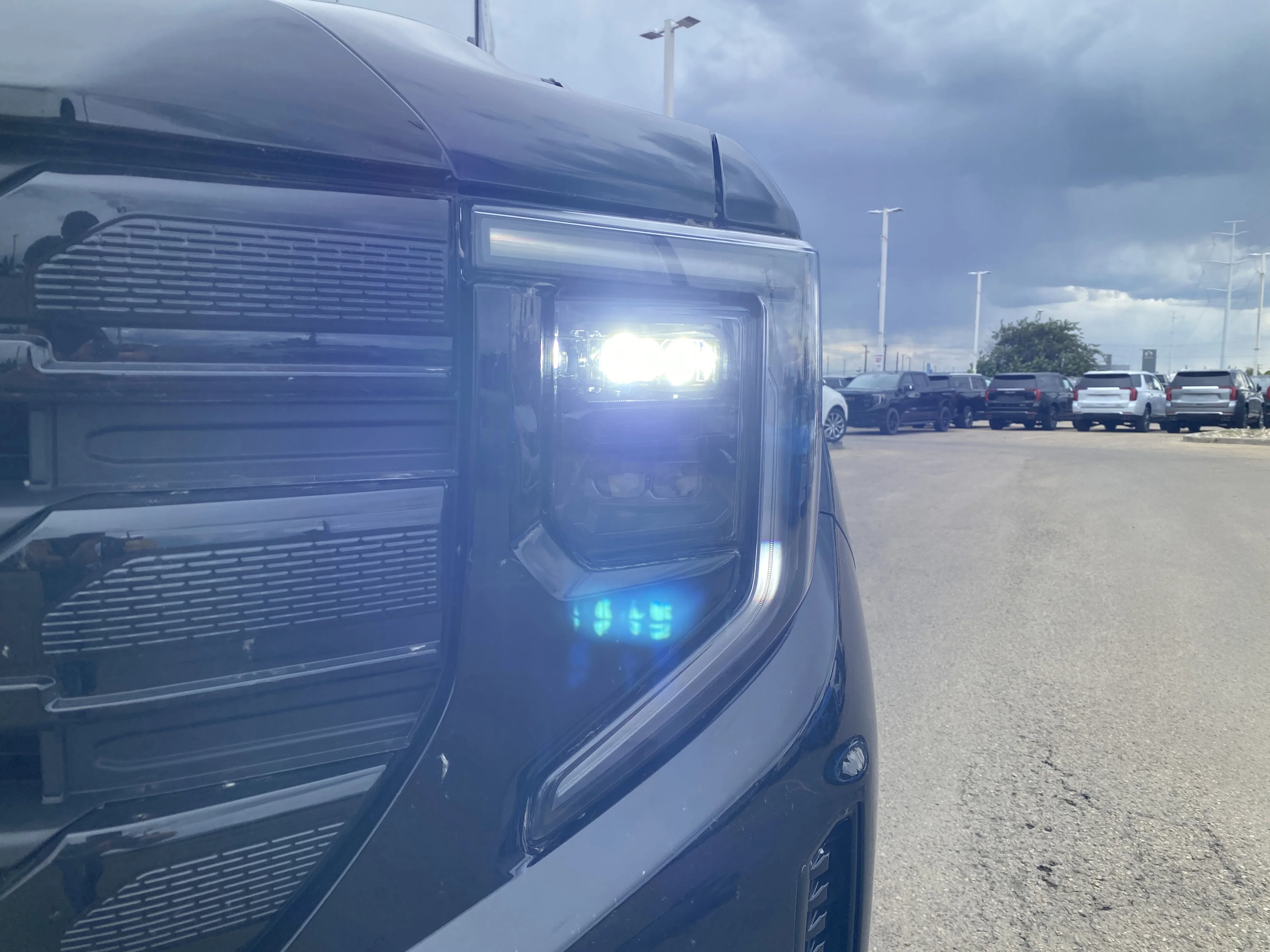 New 2026 ONYX BLACK GMC Elevation image 10