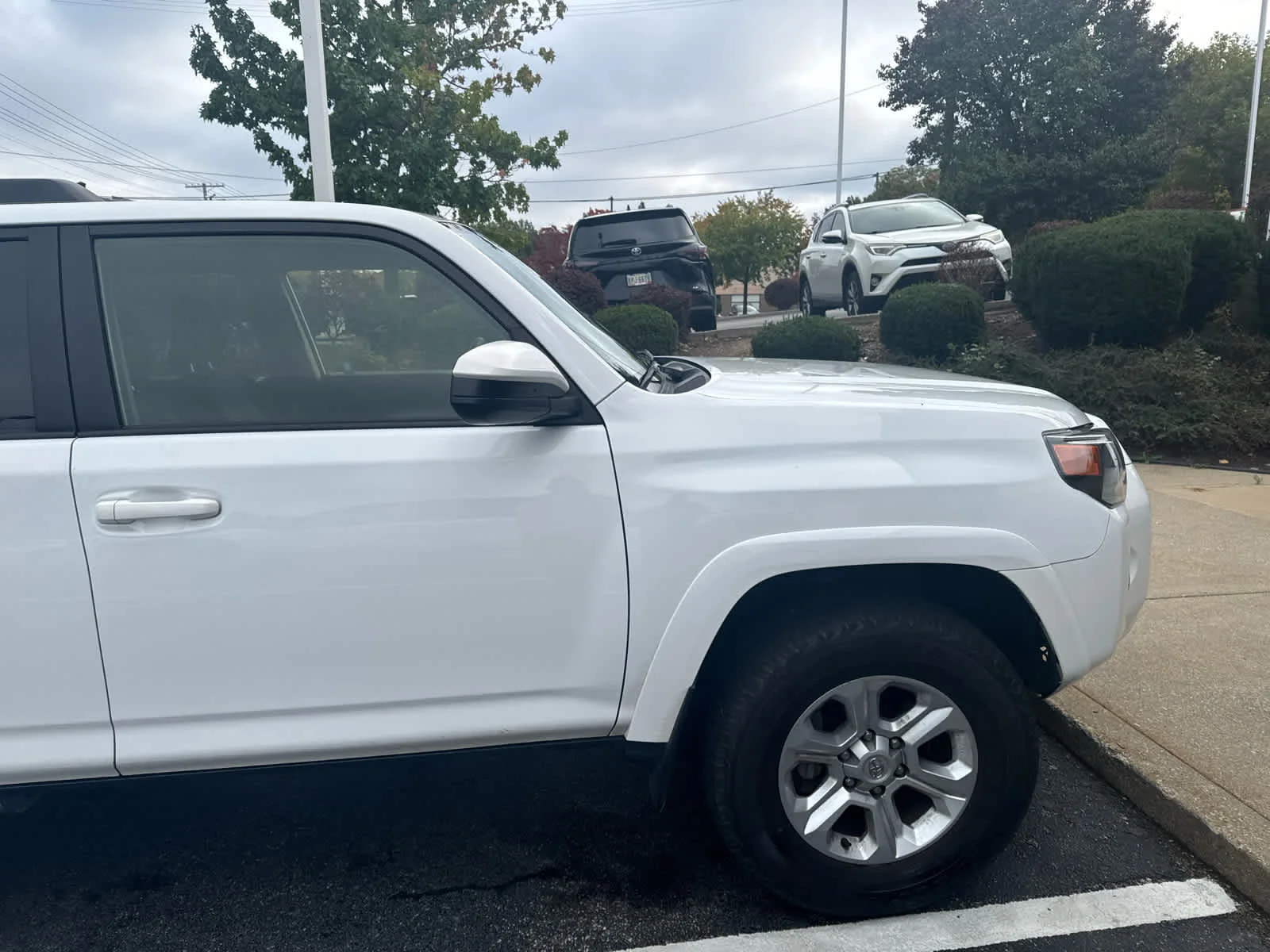 Used 2024 Ice Cap Toyota SR5 image 17