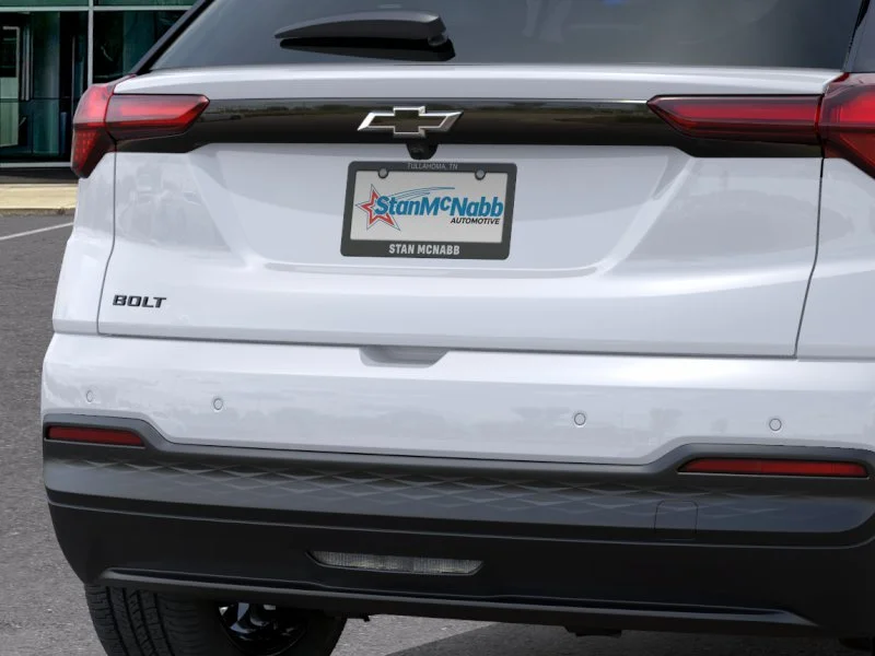 New 2027 Summit White Chevrolet LT image 14