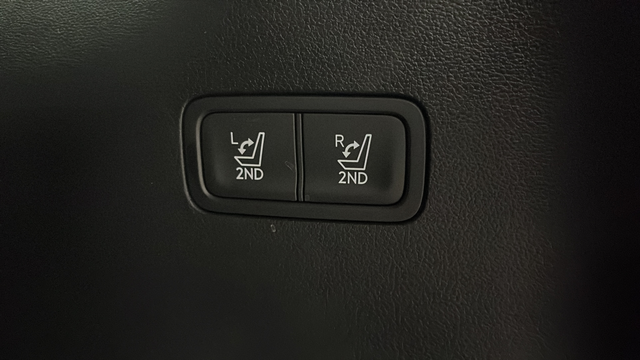 Used 2025 Serenity White Hyundai Calligraphy image 30