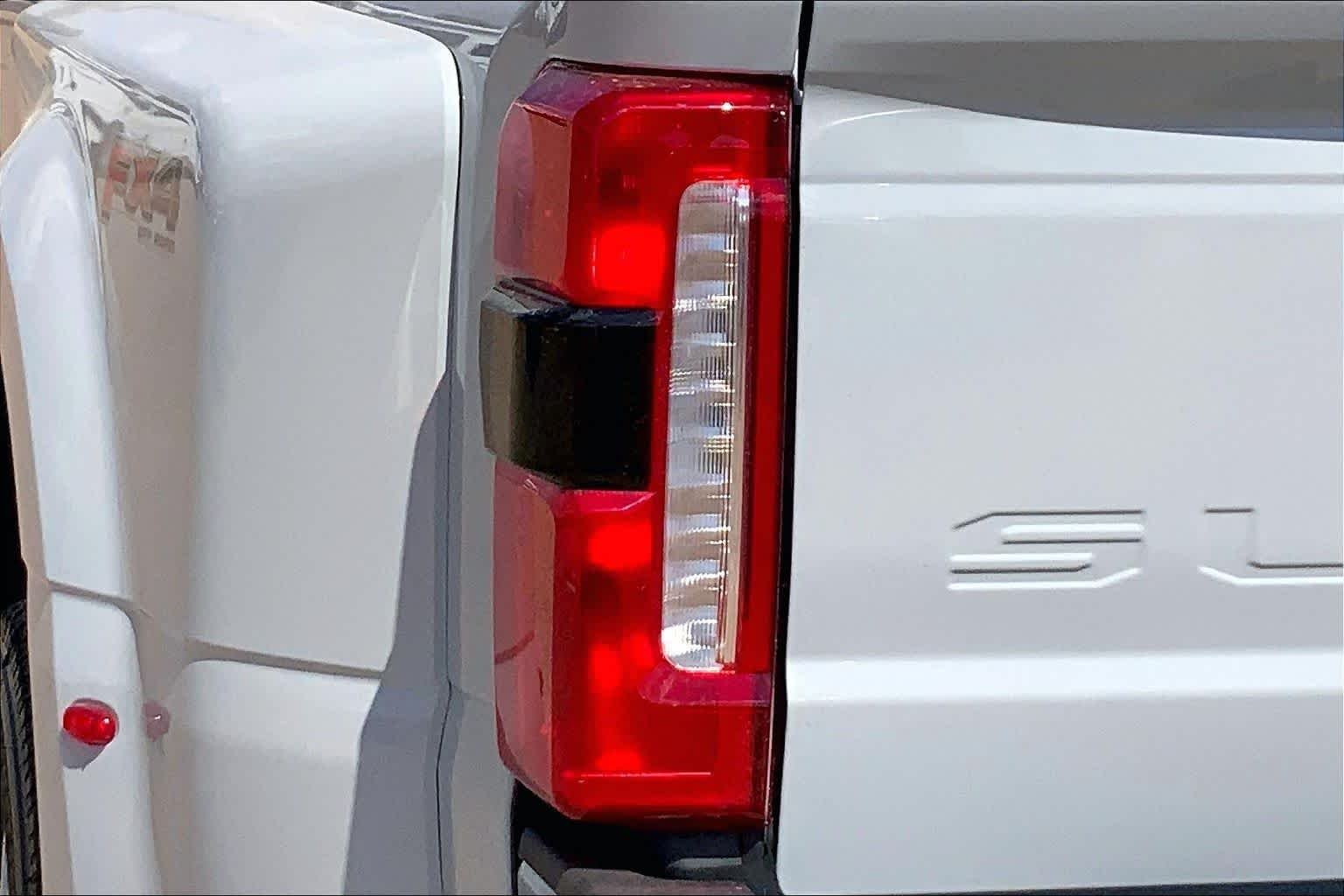 New 2026 Avalanche Ford F-350® Lariat® image 14