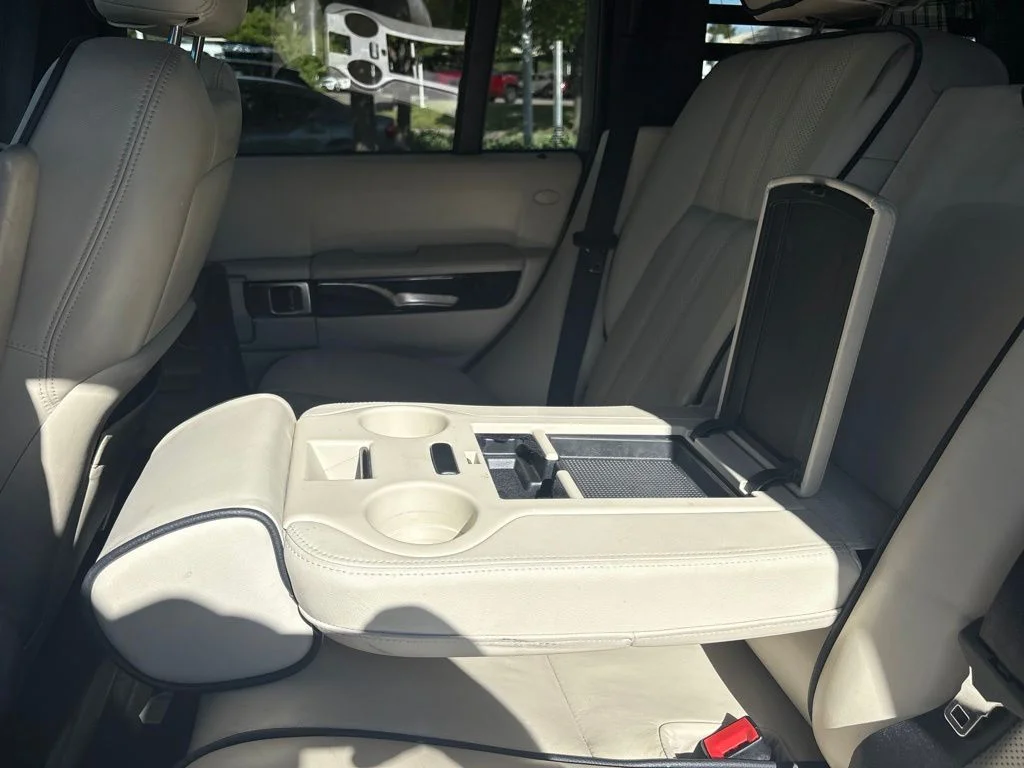 Used 2011  Land Rover Supercharged image 19