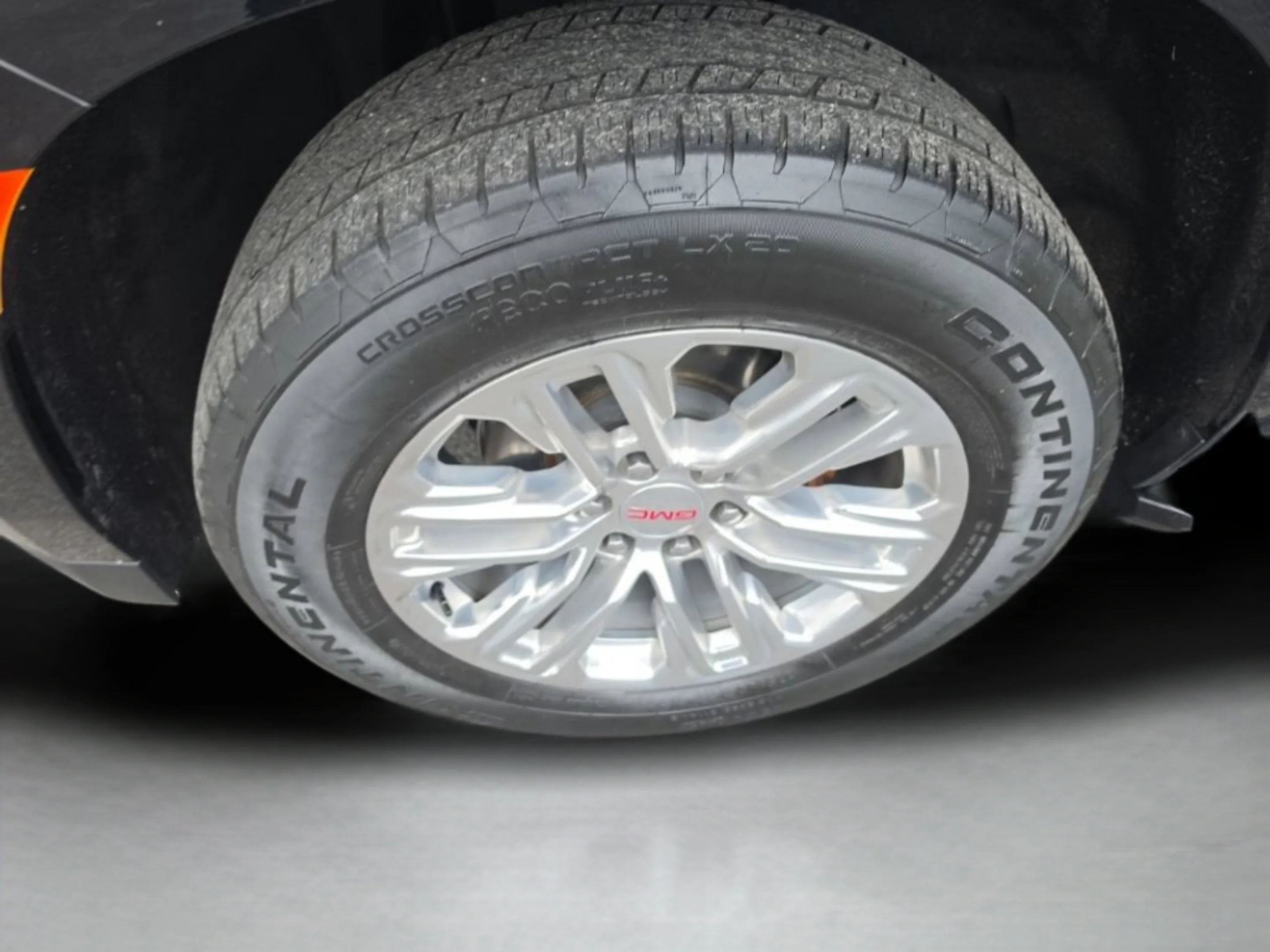 Used 2022 Onyx Black GMC SLT image 33