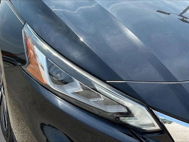 Used 2019 Black Nissan 2.5 SL image 34