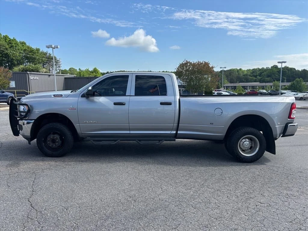 Used 2020 Silver Ram Tradesman image 23