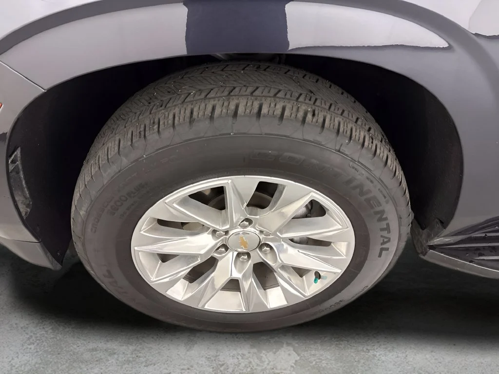 Used 2025 Dark Ash Metallic Chevrolet Premier image 15