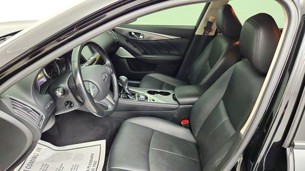 Used 2017 Black Obsidian INFINITI 3.0t Signature Edition AWD w/ Driver Assist & Premium Plus Pkg image 21