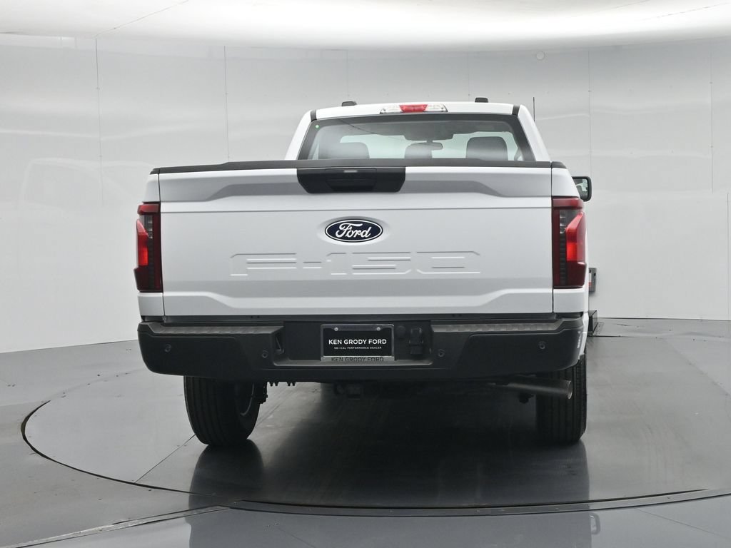 New 2026 Oxford White Ford XL image 18