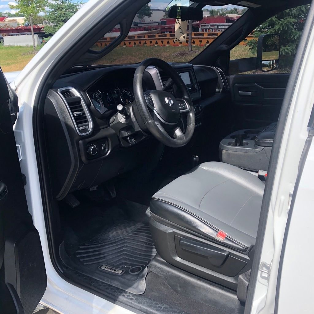 Used 2021 White Ram SLT image 7