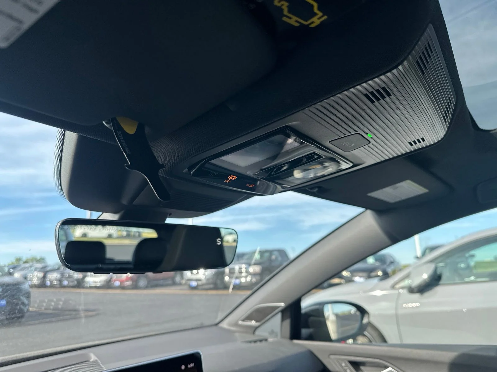 2026 Volkswagen Golf R R - Photo 77