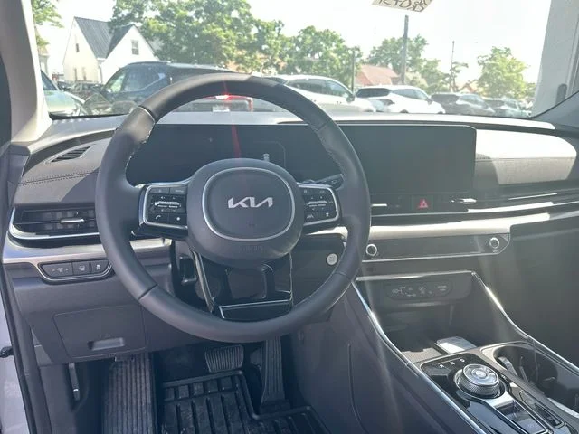 New 2026 Ceramic Silver Kia SX image 13