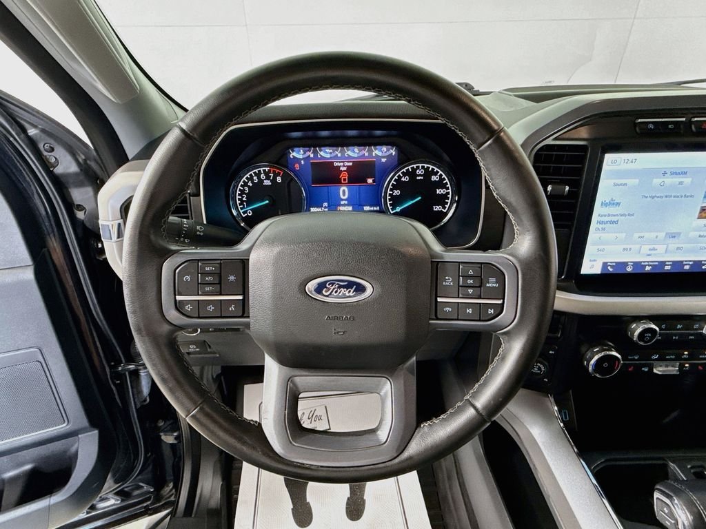 Used 2023 Atlas Blue Metallic Ford XLT image 16