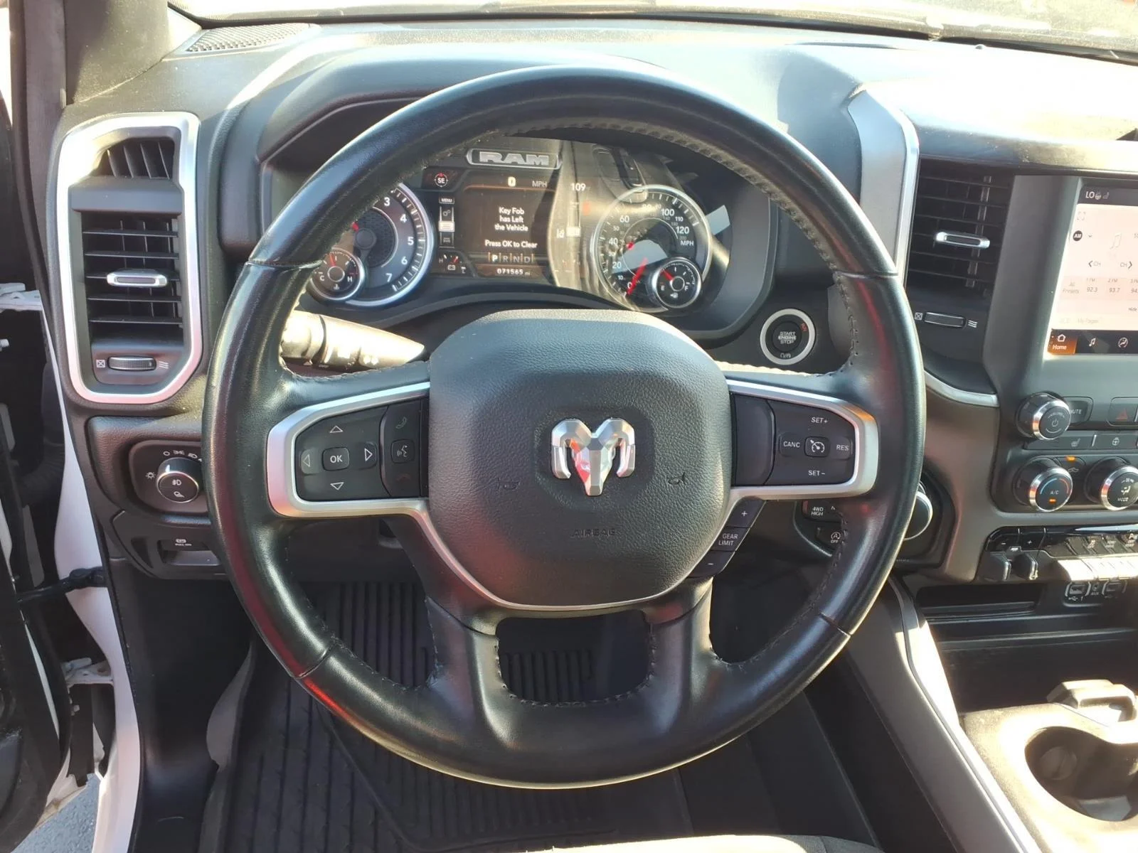Used 2022 Diamond Black Crystal Pearlcoat Ram Big Horn image 7
