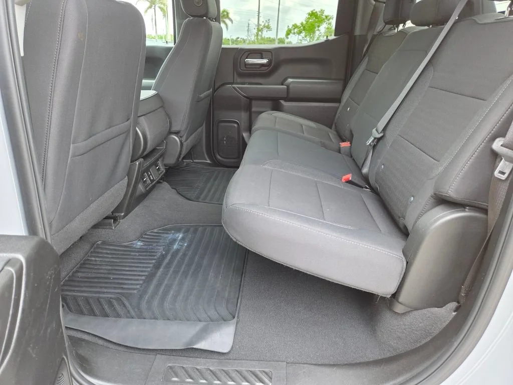 Used 2024 Slate Gray Metallic Chevrolet Custom image 22