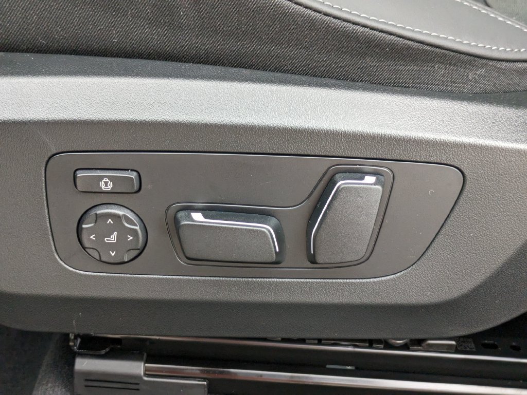 2025 BMW X3 30 - Photo 13