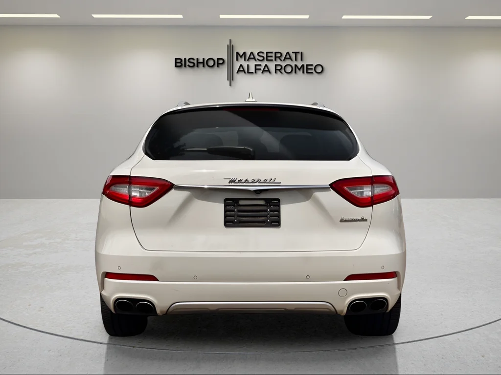 Used 2017 Black Maserati S image 4