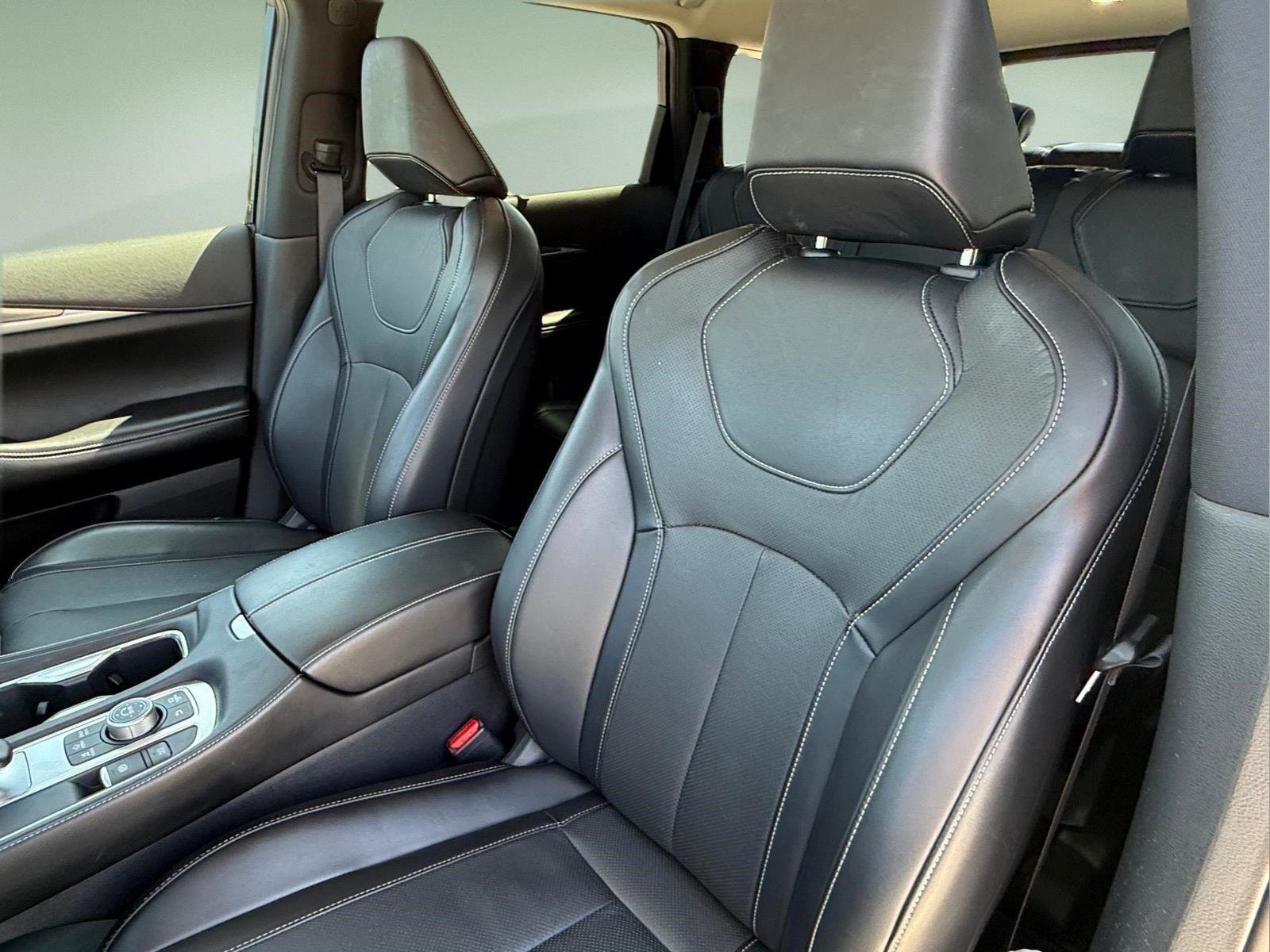 Used 2023 Mineral Black INFINITI LUXE image 20