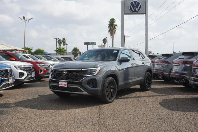 2026 Volkswagen Atlas Cross Sport SE w/Tech