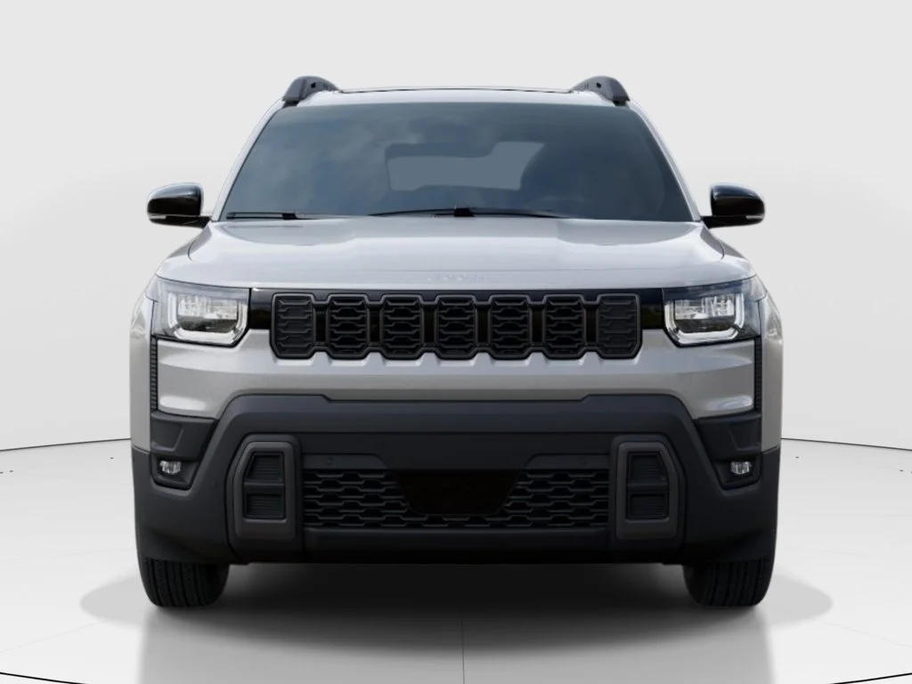 New 2026 Silver Zynith Clear-Coat Exterior Paint Jeep Limited image 7