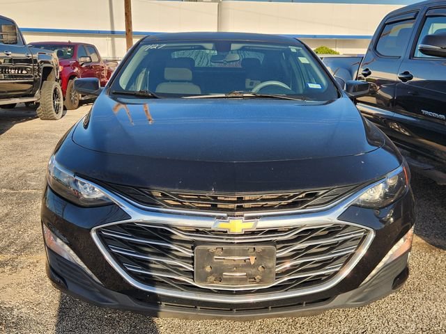 Used 2019 MOSAIC BLACK METALLIC Chevrolet LT image 2
