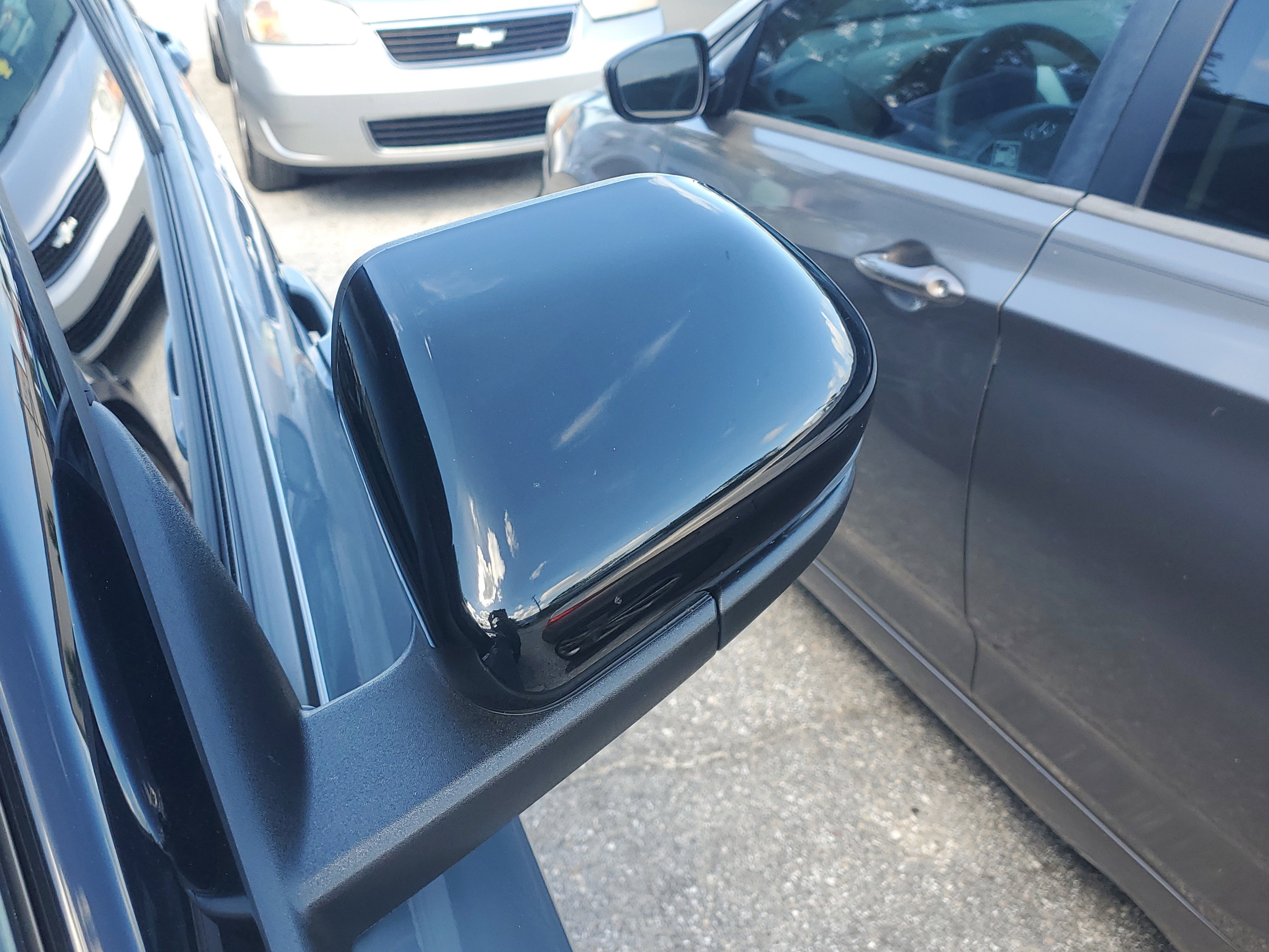 Used 2025 Vapor Blue Ford ST image 4