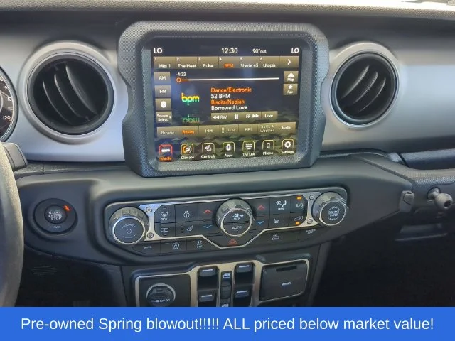 Used 2021 Gray Jeep Sport image 28