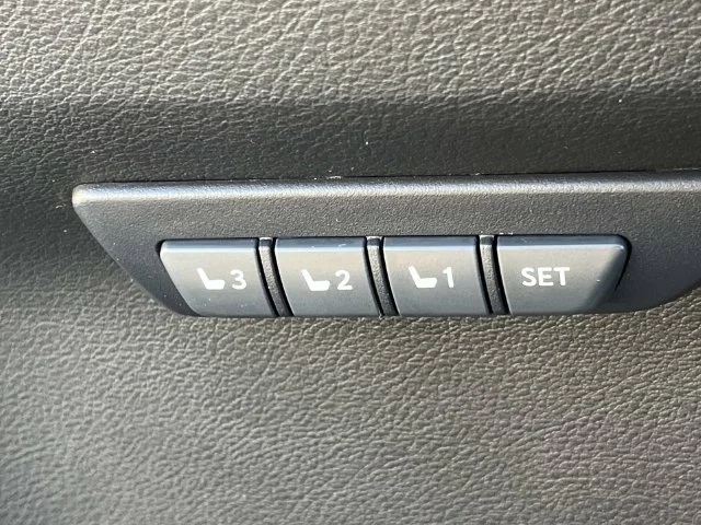 Used 2019 Black Lexus 300 F Sport image 29