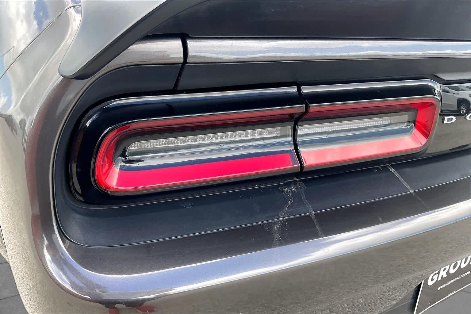 Used 2019 Granite Pearlcoat Dodge R/T Scat Pack image 25