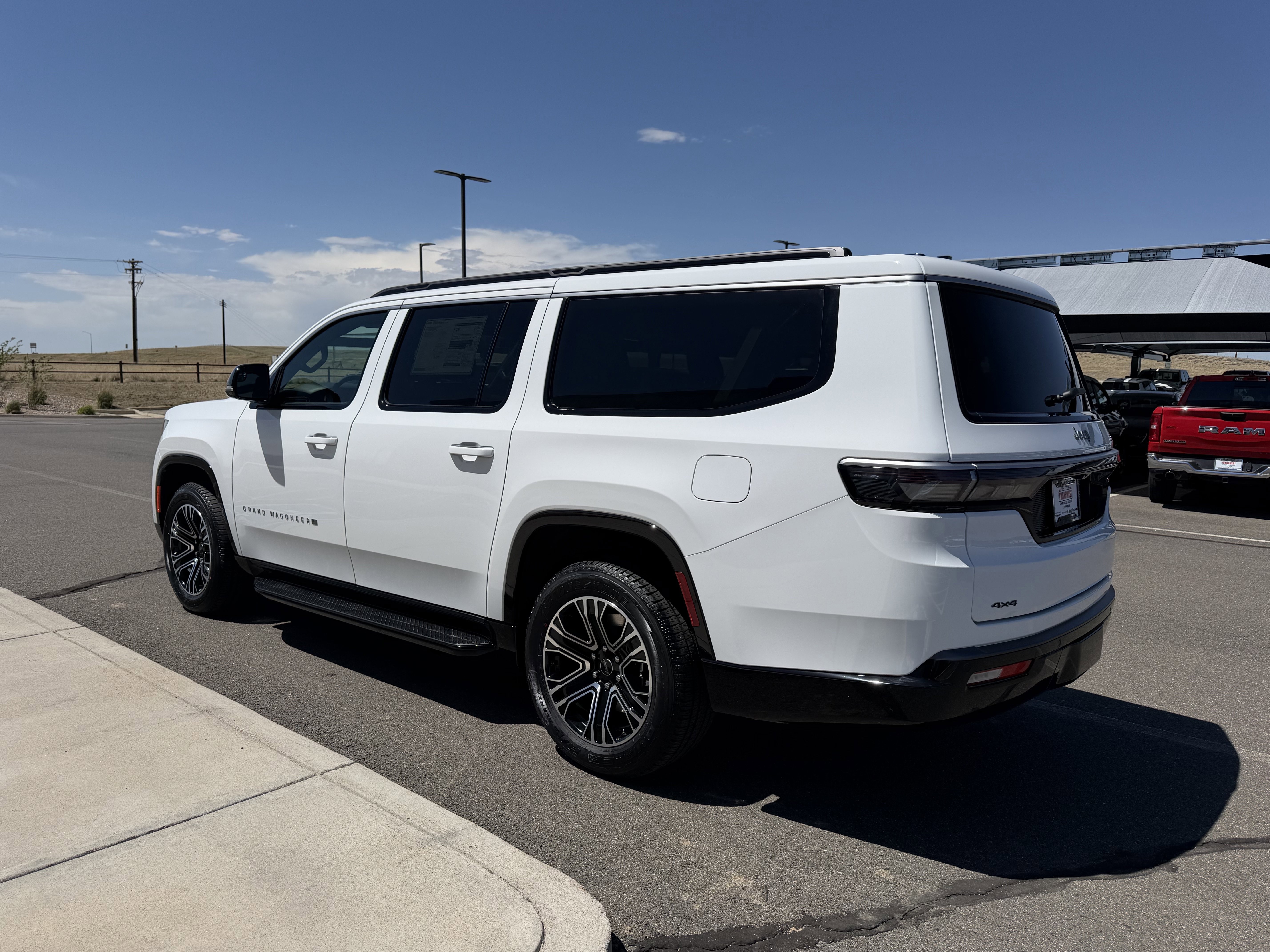 New 2026 Bright White Clear-Coat Exterior Paint Jeep  image 6