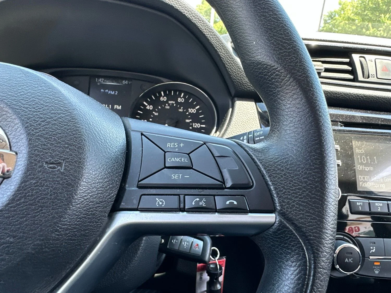 Used 2017 Black Nissan S image 29