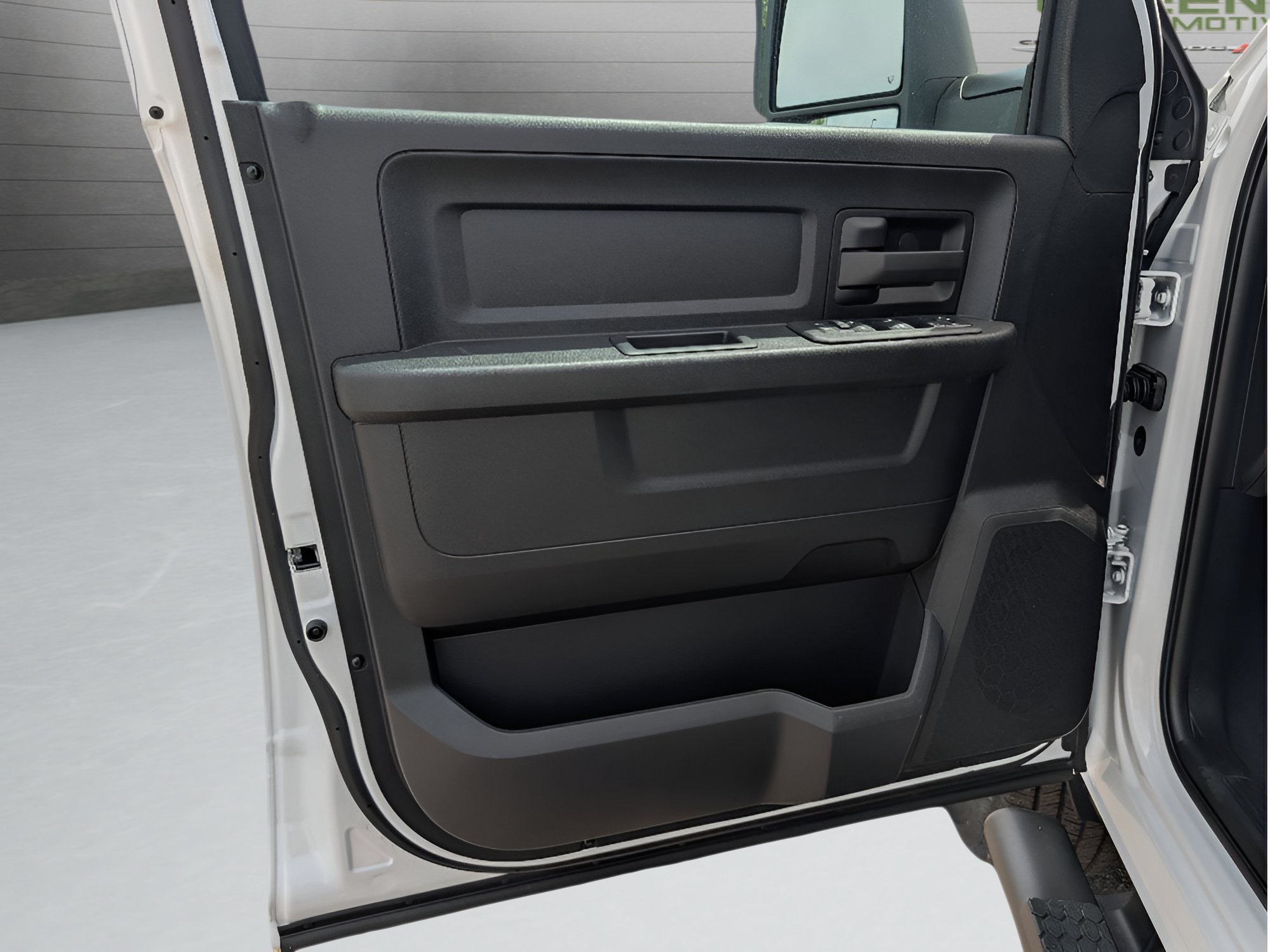 New 2026 Bright White Clear-Coat Exterior Paint RAM Tradesman Cummins HO Diesel 4x4 image 16