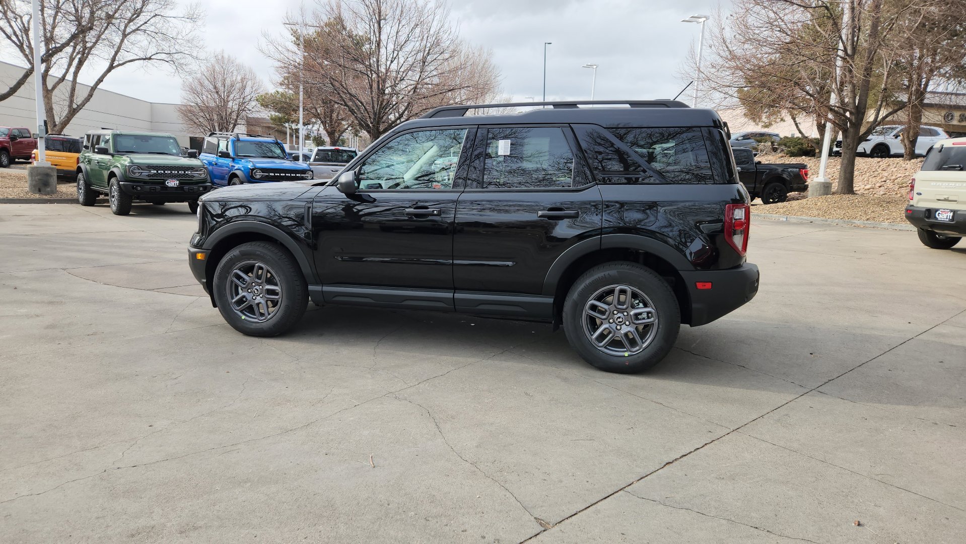 New 2025 Shadow Black Ford Big Bend image 7
