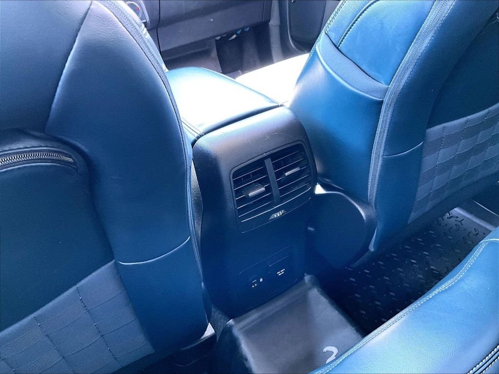 Used 2022 Black Ford Outer Banks image 28